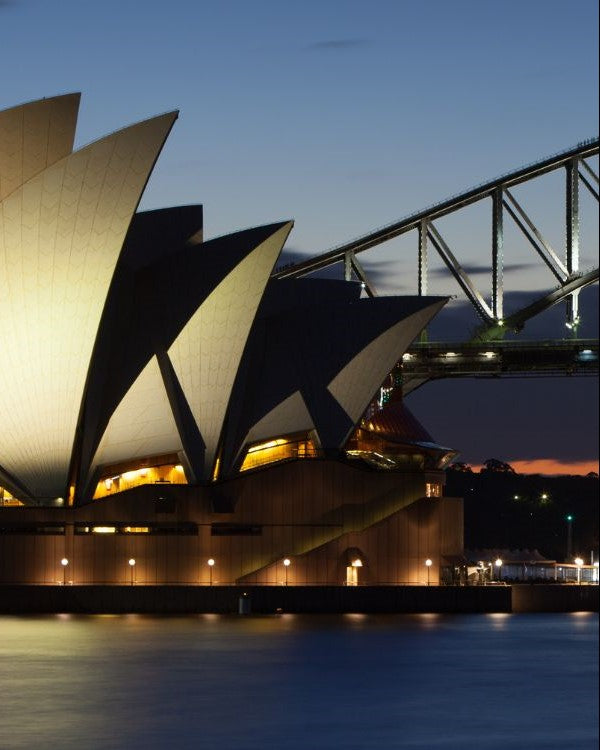 Image of the Sydney Opera House at dusk to help customers realise that we are a legitmate 100% Australian owned and operated business